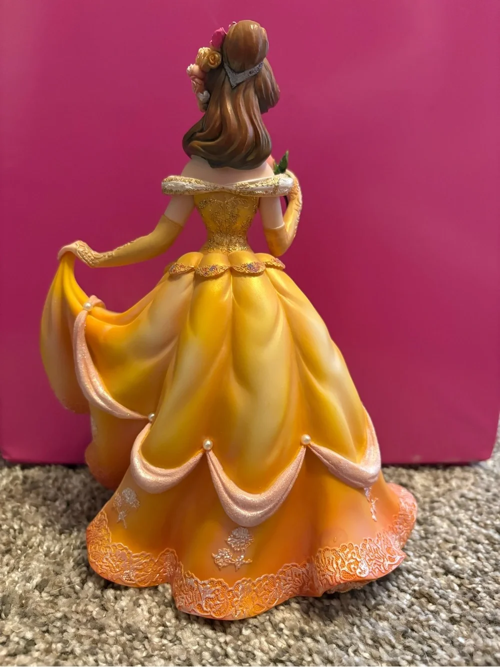 Disney Showcase Couture de Force Belle Figurine #4031545